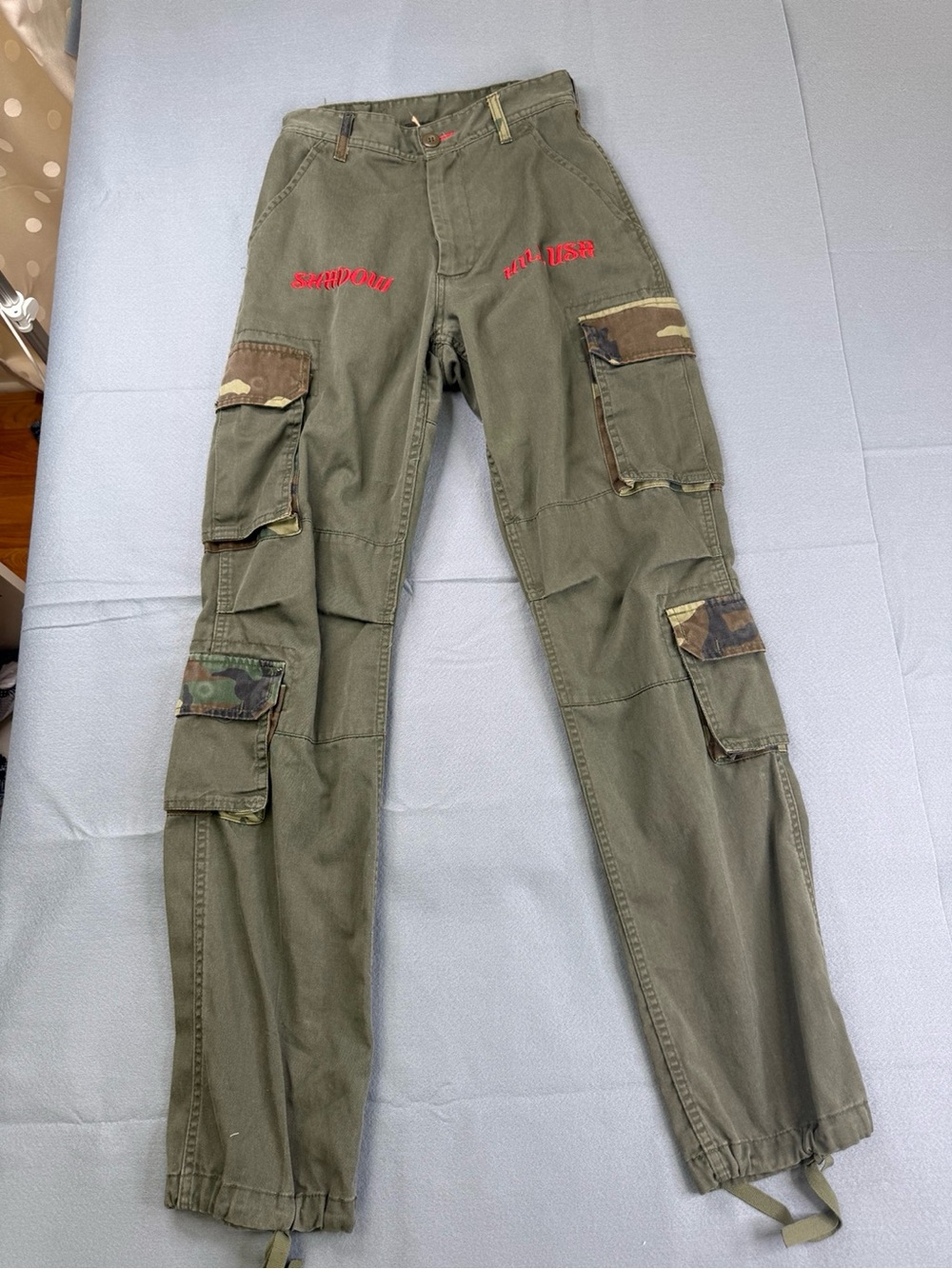 NWOT Vintage Y2K Olive Camo Cargo Pants Embroidered Military Utility Pants
